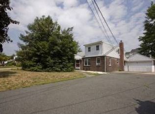 57 Crane Ave, Rutherford, NJ 07070