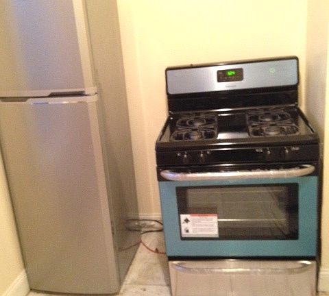 2nd image of 284 E 31st St #3