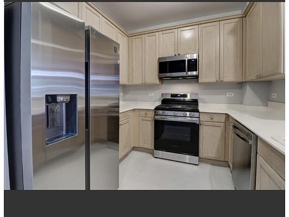2nd image of 6306 Lincoln Ave #13-5