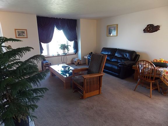 3rd image of 18216 E Shannon Ave