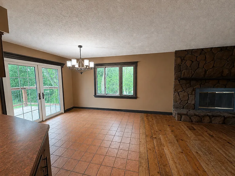 503 Winn Rd — Photo 4