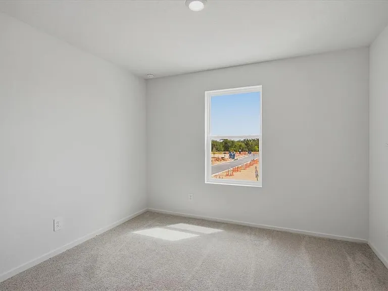 862 Lynx St — Photo 18
