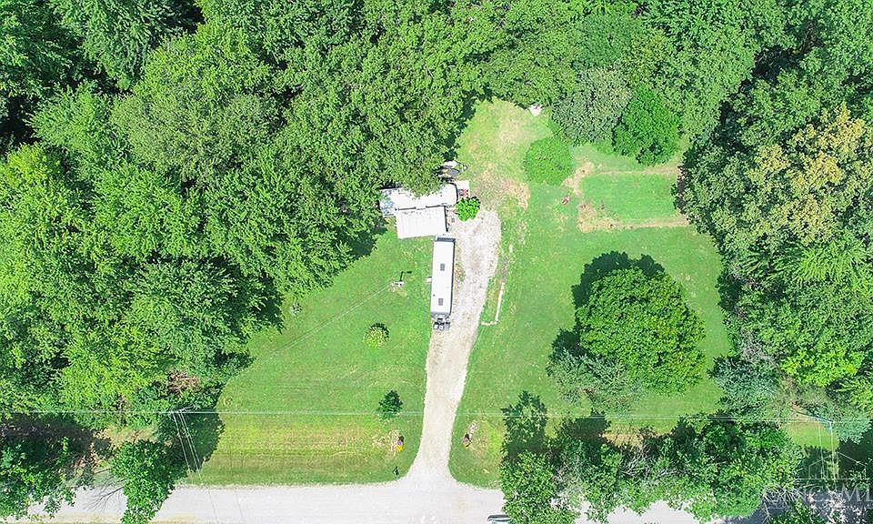 1st image of 3958 Pettett Dr