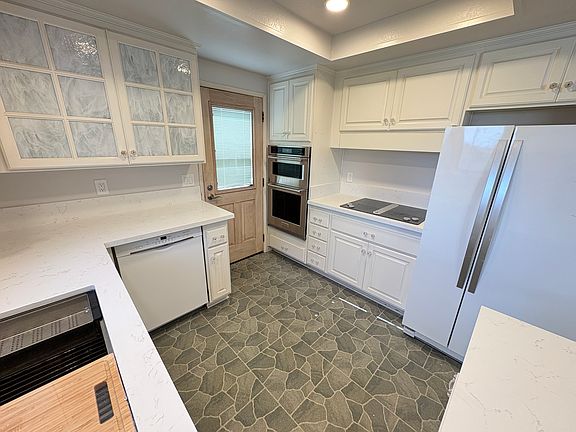 5th image of 5902 Nordina Dr