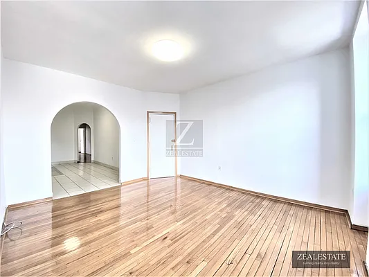 Rented by ZealEstate Group Inc | media 34