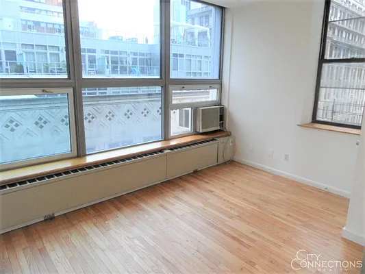 Rented by City Connections Realty | media 7