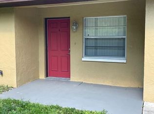 233 W Klosterman Rd APT B, Tarpon Springs, FL 34689