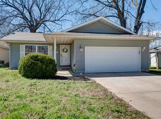 2121 N Park Ave, Springfield, MO 65803