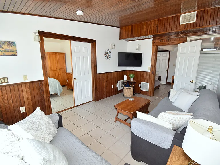 1499 Ocean Rd #1 — Photo 11
