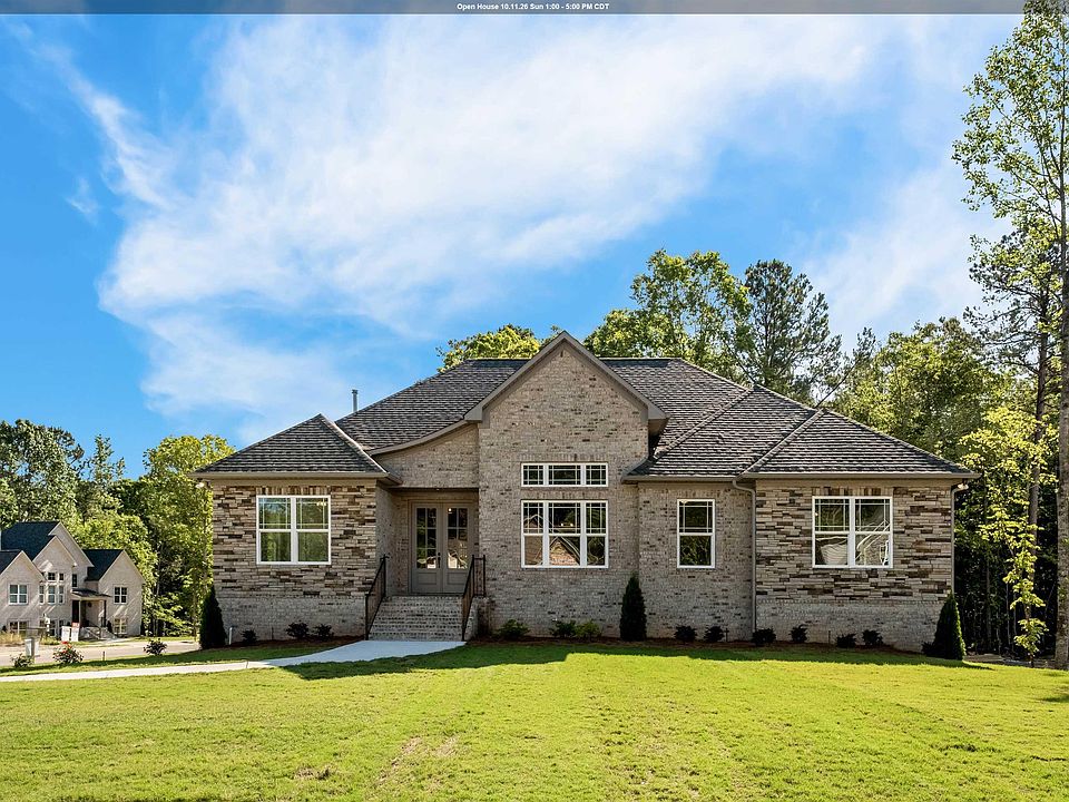 1st image of 1121 Grey Oaks Valley