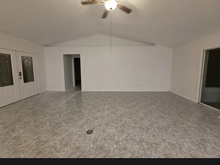 11 Sweetbay Dr — Photo 6