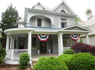 505 3rd St, Marietta, OH