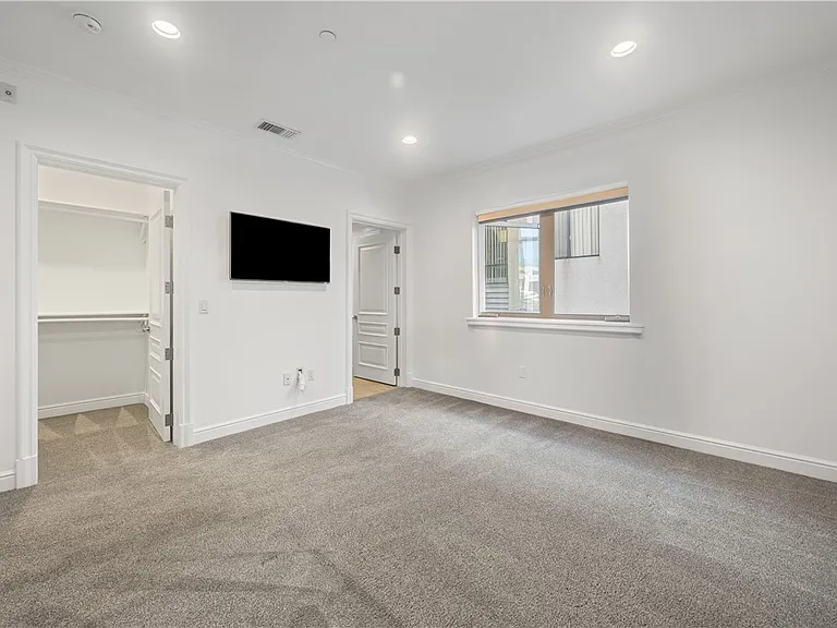 918 S Wooster St #2 — Photo 32