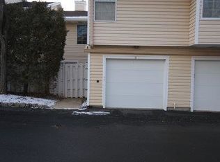 21 Fieldstone Rd, Bedminster, NJ 07921