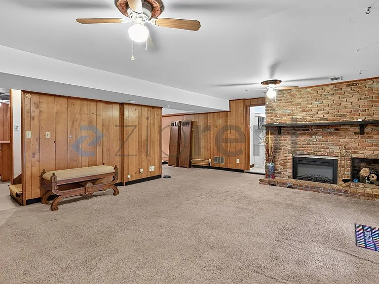 5625 Montilly Cir — Photo 8
