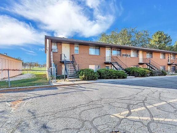 4th image of 1875 Westview Cir #1