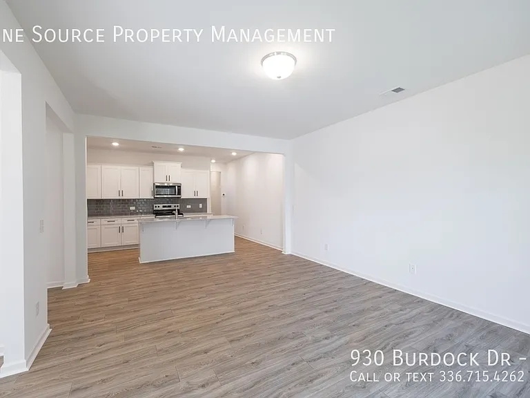 930 Burdock Dr #1 — Photo 8