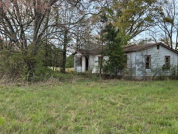 5th image of 750 Poca Rd