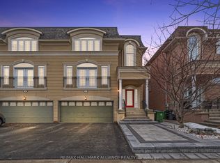 28 Preakness Dr, Toronto, ON M3B 3S1