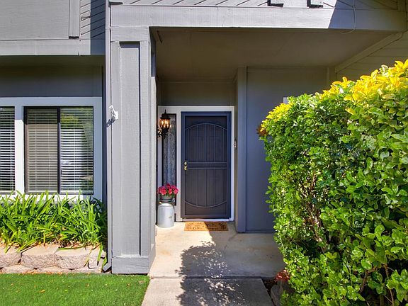 5th image of 3149 Clermont Way