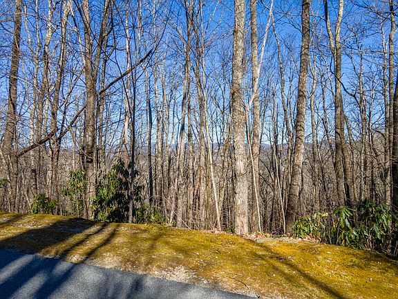 2nd image of 182 Broadview Drive