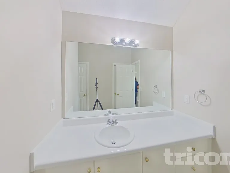 3407 Riverview Chase Way — Photo 16