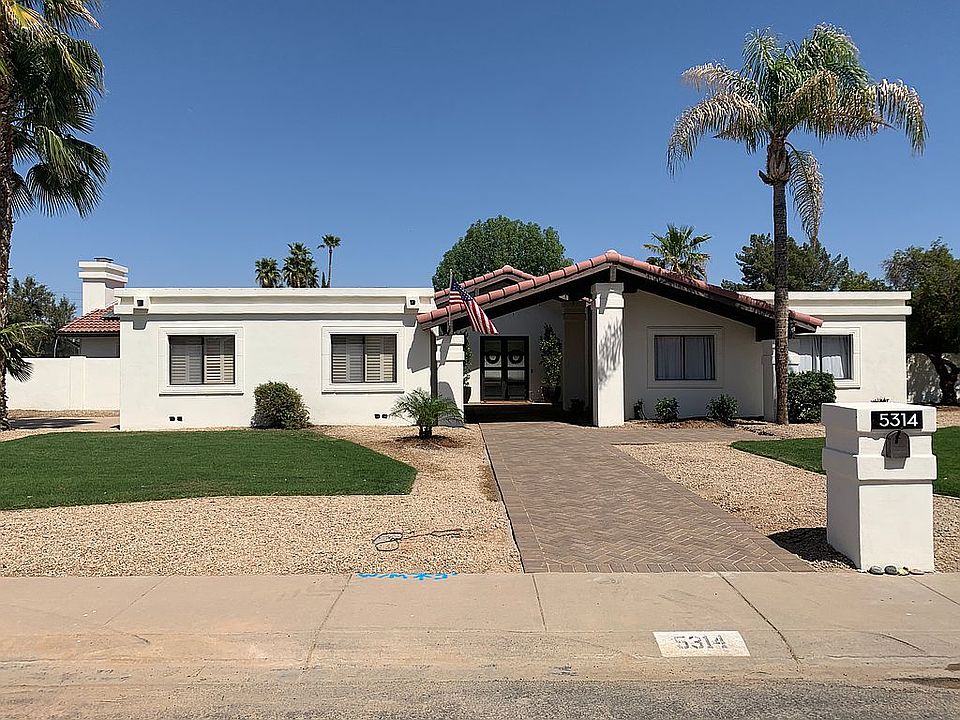 2nd image of 5314 E Paradise Dr