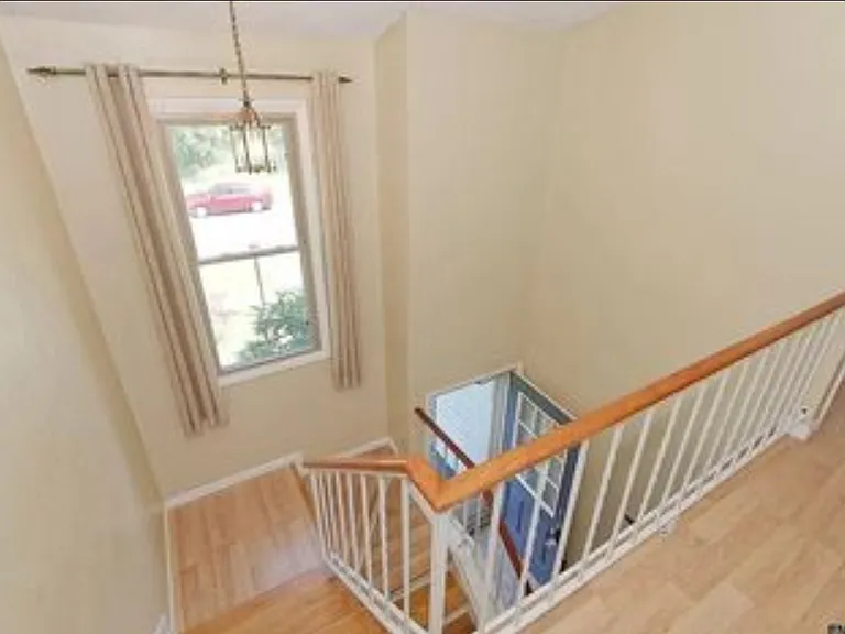 11 Cromwell Dr — Photo 11