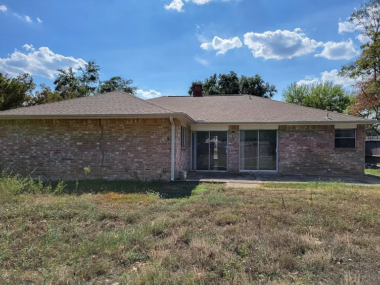 18402 Tall Cypress Dr — Photo 27