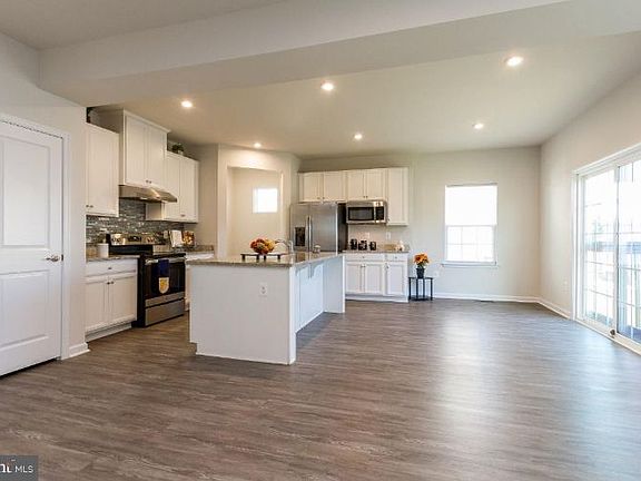5th image of 5341 Holley Oak Ln