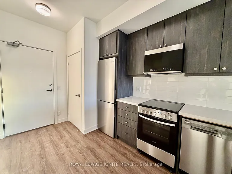 51 Clarington Blvd #408 — Photo 7