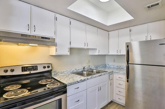 1st image of 700 W University Dr #F202