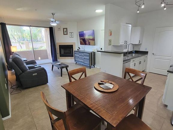2nd image of 2929 W Yorkshire Dr Unit 1031