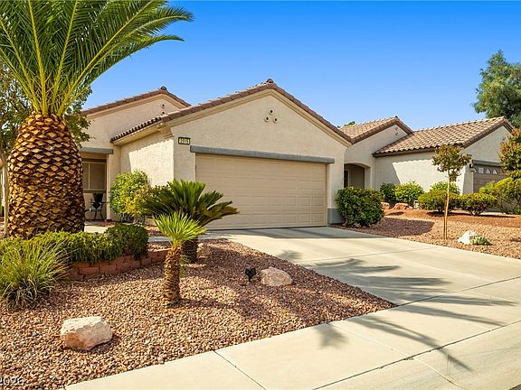 2nd image of 2515 Romanza Rd