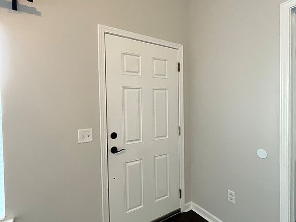 2nd image of 214 Sonata Cir