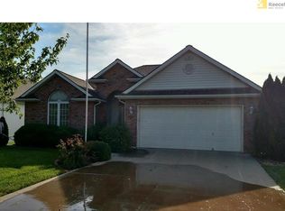 3405 S Victoria Dr, Blue Springs, MO 64015