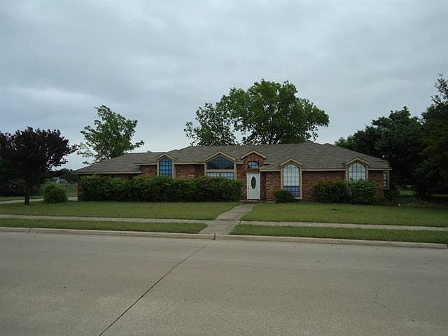 1st image of 505 N Cannady Cir