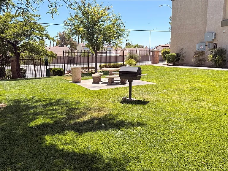 7885 W Flamingo Rd #1131 — Photo 32