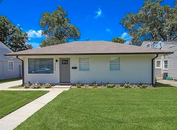 2nd image of 3209 40th St