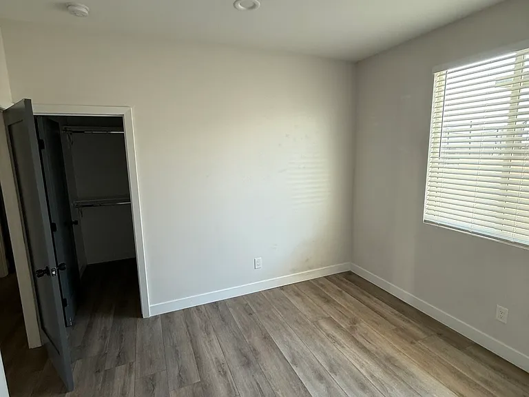 11825 Verbena Dr #1 — Photo 7