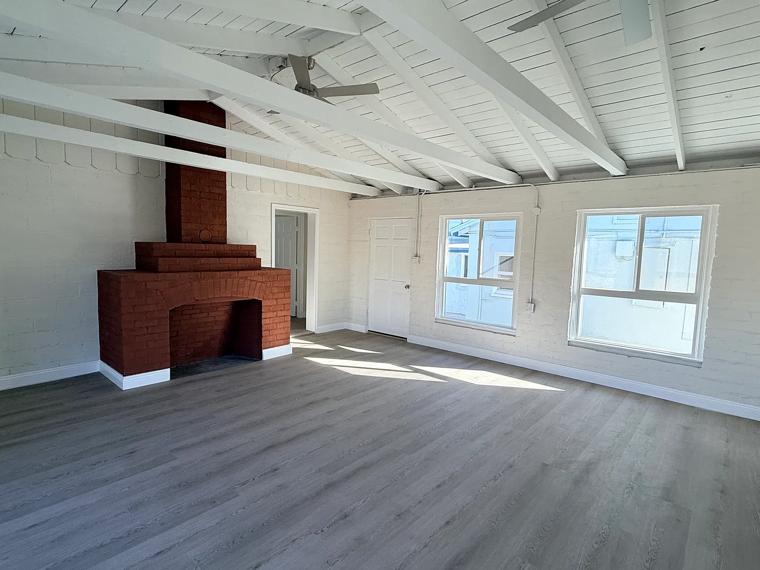 7851 Hill Dr — Photo 3