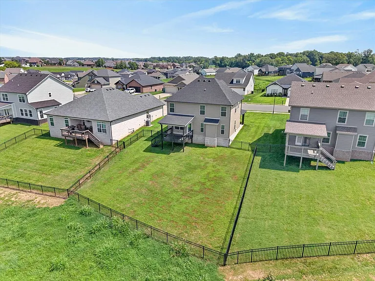 393 Frontier Dr — Photo 42