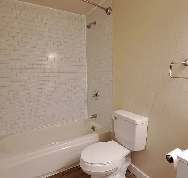 1934 Lincoln Ave SE #203 — Photo 17