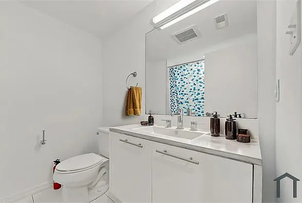 2538 W Girard Ave #A — Photo 7