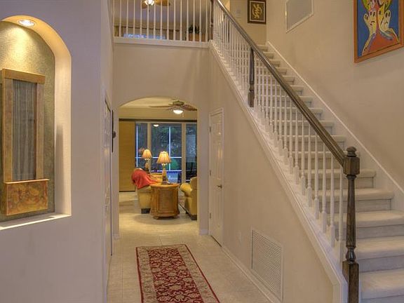 5th image of 10520 Canary Isle Dr