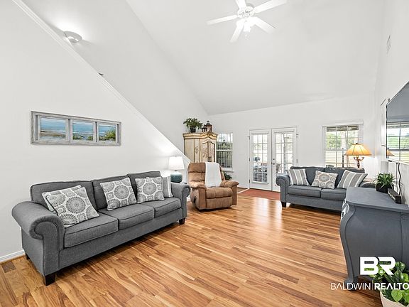 5th image of 444 Clubhouse Dr APT 5A