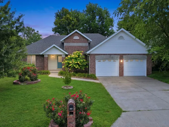 5632 S Newton Avenue, Springfield, MO 65810