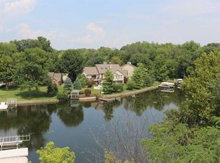9709 Gulfstream Dr, Fishers, IN 46037