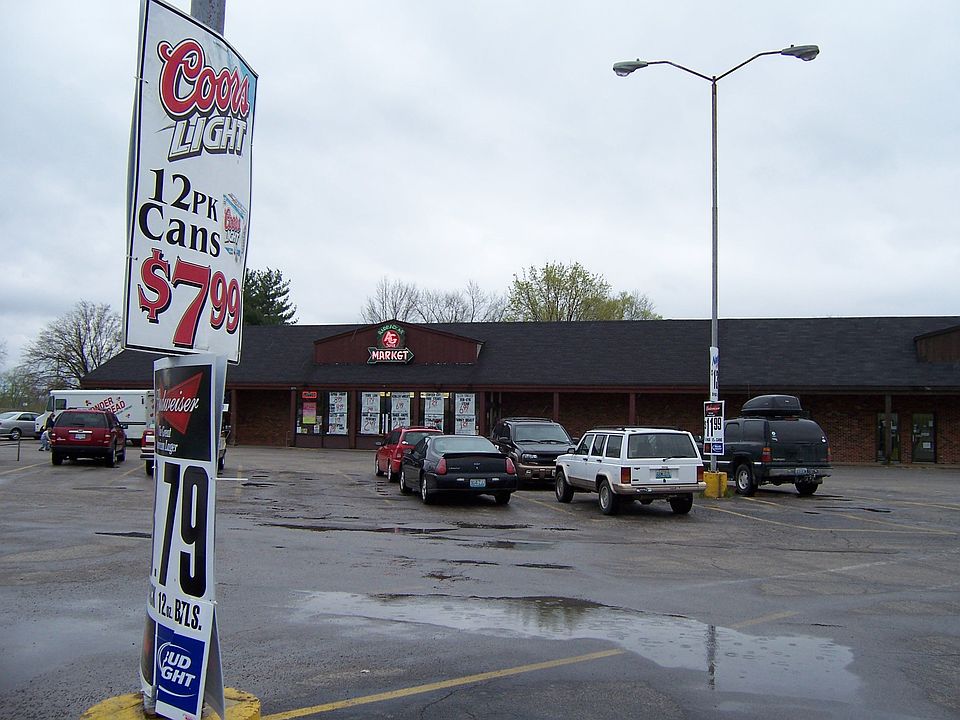 2nd image of 6773 Mall Dr
