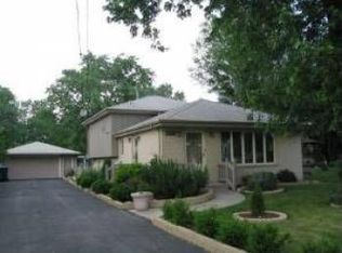 7328 W 75th St, Bridgeview, IL 60455